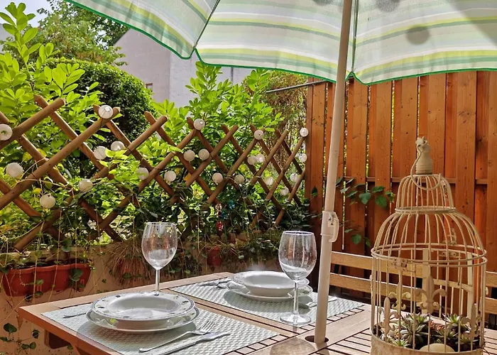 Green City Apartment Budapest - Free Garage, Ac, Balcony, Wi-Fi