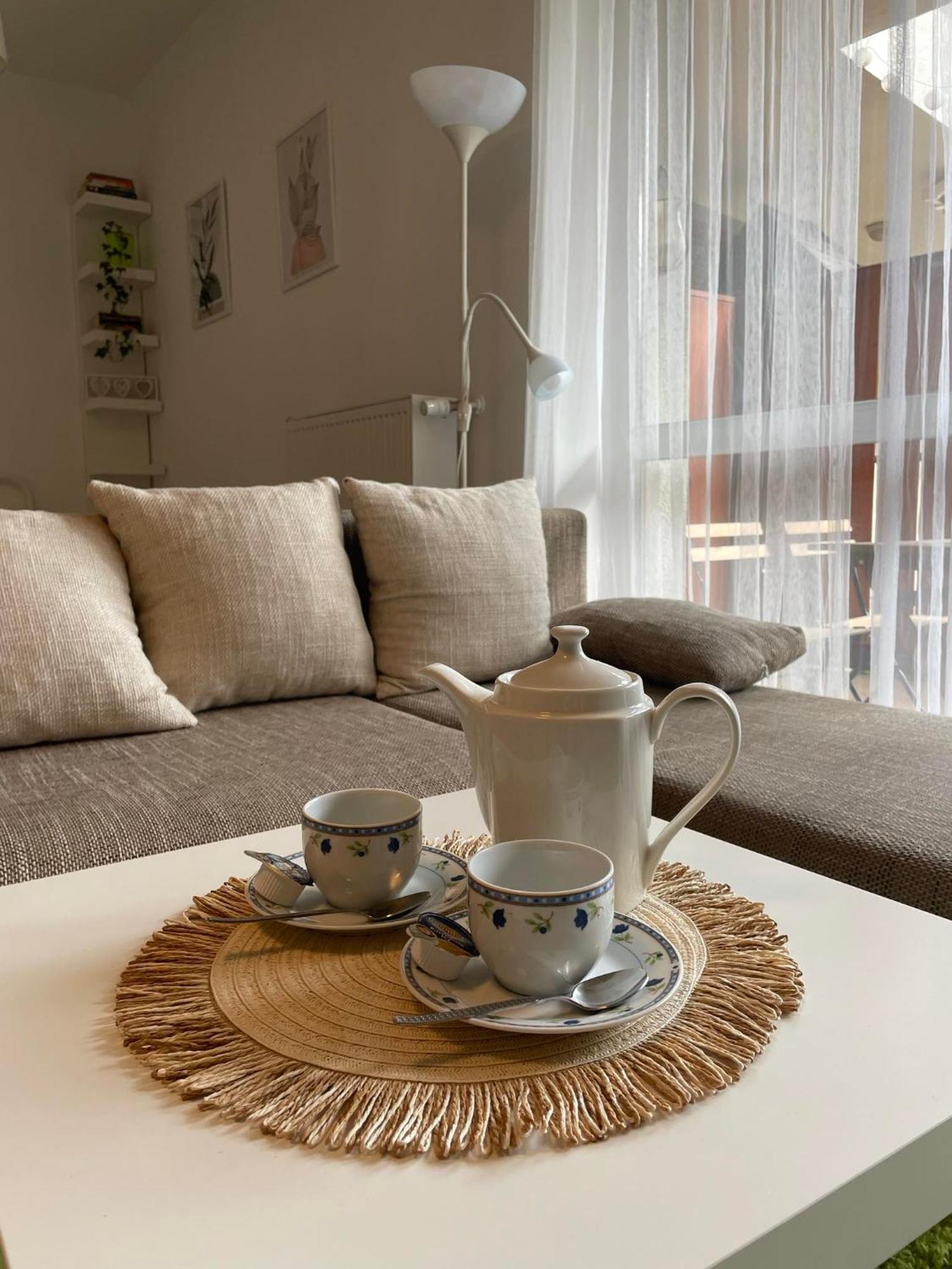 - Free Garage, Ac, Wi-fi, Balcony, Electric Blinds Apartament