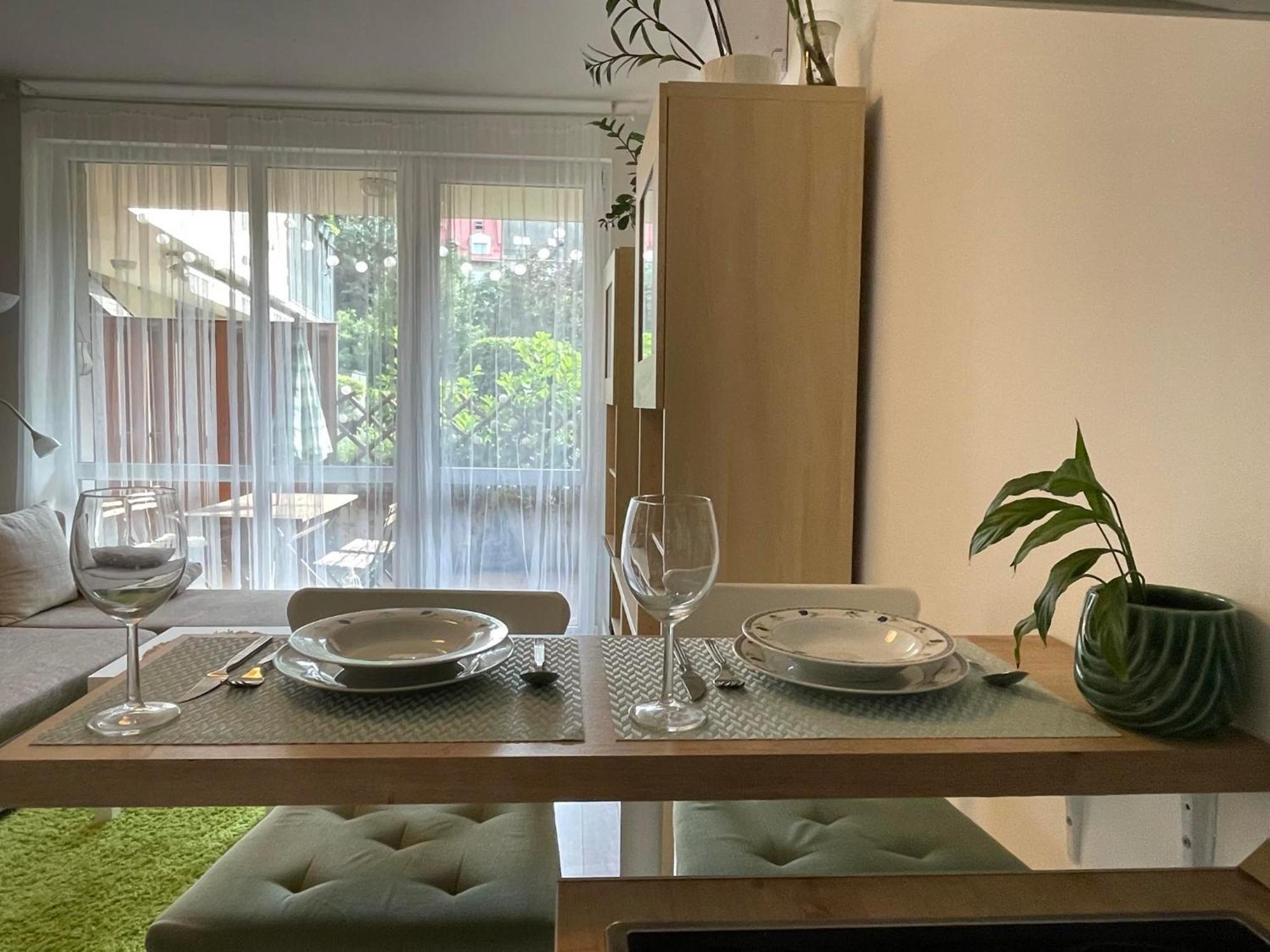 - Free Garage, Ac, Wi-fi, Balcony, Electric Blinds Budapeszt